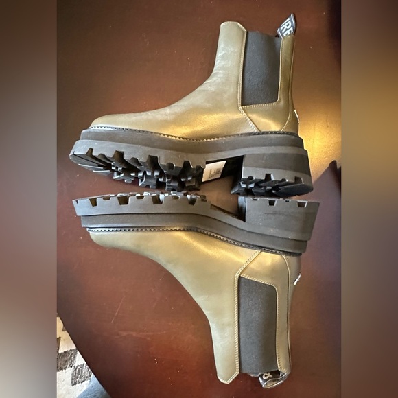 NIB Zadig & Voltaire Ride Semy Shiny Chelsea Platform Boots 38 Military Olive 7 - Picture 8 of 15